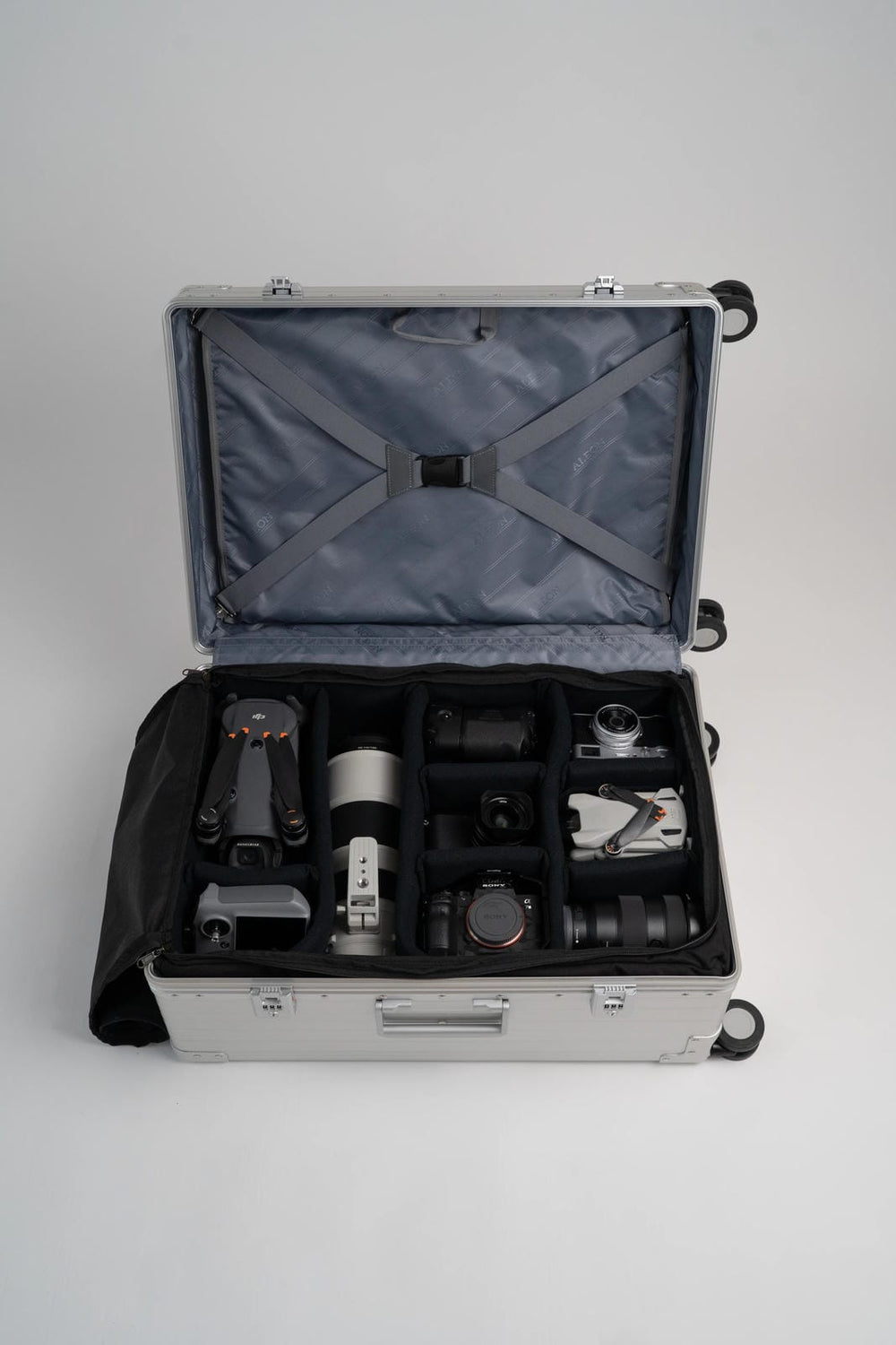 LOULEX-ALEON 30" TRAVELER FOTOCASE