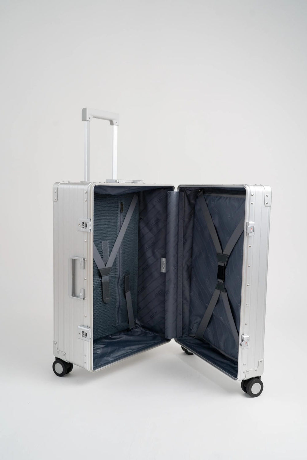 LOULEX-ALEON 26" TRAVELLER FOTOCASE